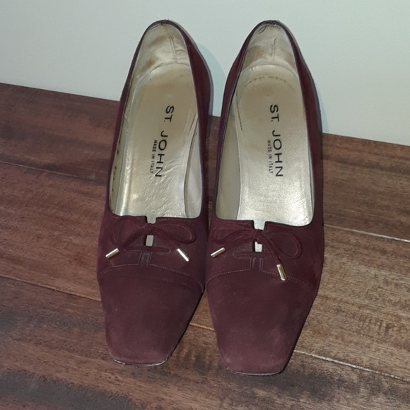 St John Burgundy wine Velvet 2 1/4" Heels - Picture 2 of 8